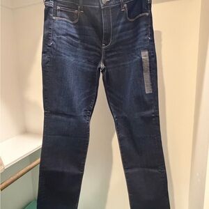 American Eagle Outfitters Skinny Jeans in Dark Blue Denim